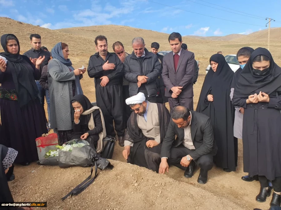 حضور مسئولین دانشگاه فرهنگیان استان در مجلس ترحیم دانشجوی گرانقدر مرحومه حدیقه محمد آذر-پردیس علامه طباطبایی ارومیه 2