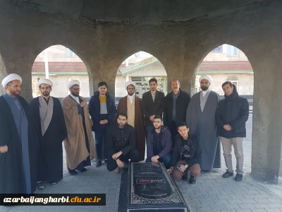 در مرکز امام خمینی ره سلماس به مناسبت وحدت حوزه و دانشگاه صورت گرفت:

گرامیداشت روز وحدت حوزه و دانشگاه