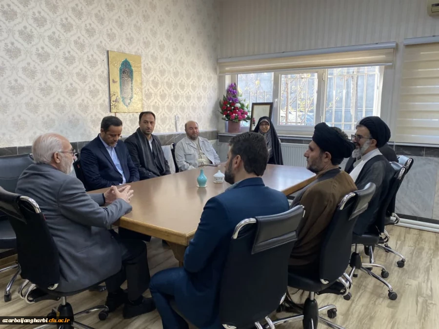 نشست تخصصی به مناسبت گرامیداشت 27 آذر، هفته وحدت حوزه و دانشگاه 13