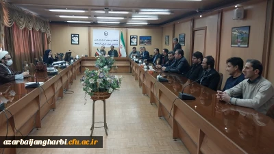 در پردیس شهید رجایی ارومیه برگزار شد:

کارگاه تدریس ریاضی از طریق تلفیق ریاضی با هنر (تربیت هنری)