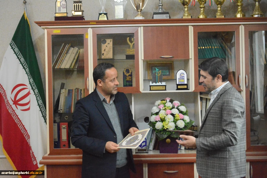 تفاهم نامه پنج ساله با جهاد دانشگاهی 7