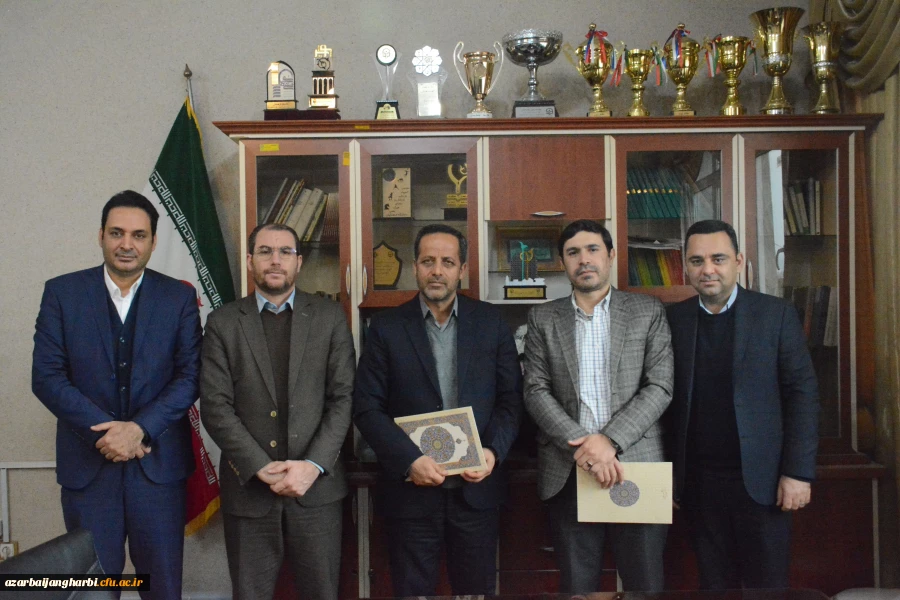 تفاهم نامه پنج ساله با جهاد دانشگاهی 9