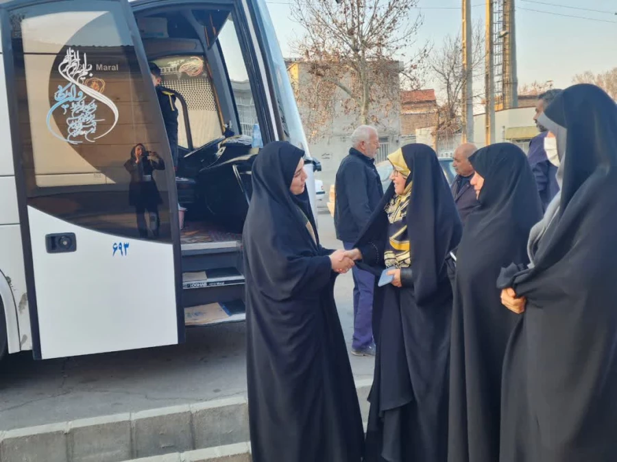 ✅ مراسم بدرقه دانشجو معلمان اعزامی به اردوی راهیان مقاومت کرمان 