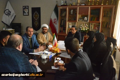 جلسه استانی ستاد اقامه نماز در دانشگاه فرهنگیان استان آذربایجان غربی برگزار شد:

شرکت حداکثری دانشجو معلمان و اعضای هیأت علمی و اساتید استان در اجلاس سراسری نماز