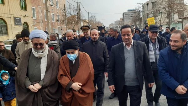 حضور مدیریت استانی، مسئولین و اساتید دانشگاه فرهنگیان آذربایجان غربی در نماز جمعه 6