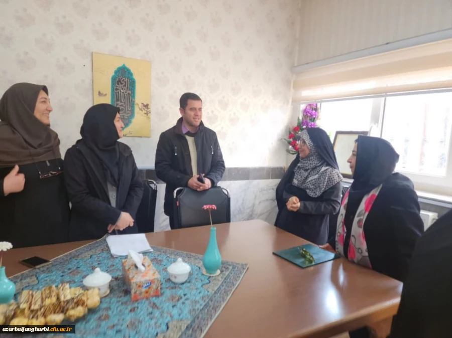 ✅ معارفه مدیر گروه علوم تربیتی پردیس دکتر شجاع زاده
✅ تقدیر سرپرست پردیس علامه دکتر داهیم از زحمات خانم وفایی کارشناس مسئول آموزش 2