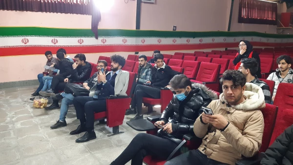 نخستین جشنواره تئاتر دانشجویی و نمایش خلاق 8