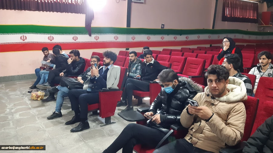 نخستین جشنواره تئاتر دانشجویی و نمایش خلاق 8