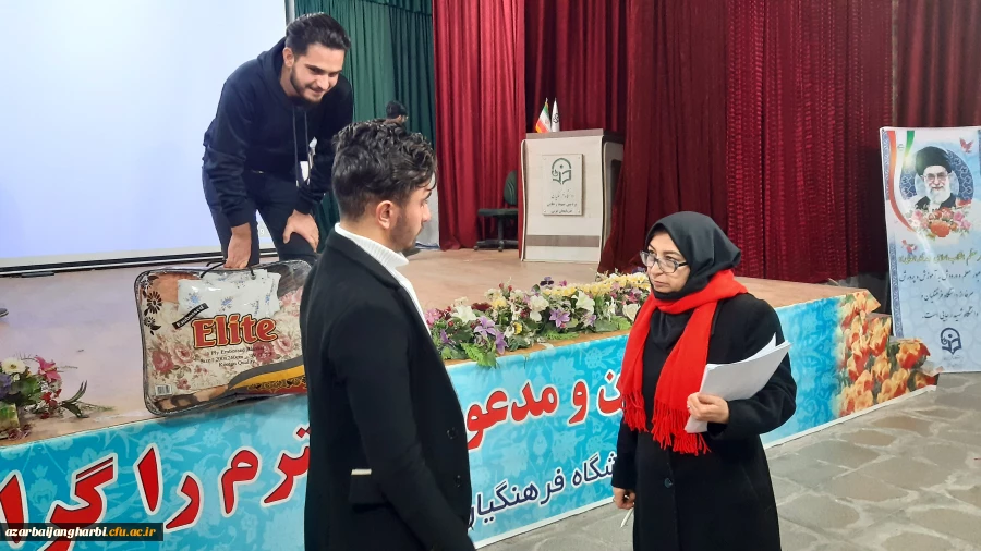 نخستین جشنواره تئاتر دانشجویی و نمایش خلاق 10