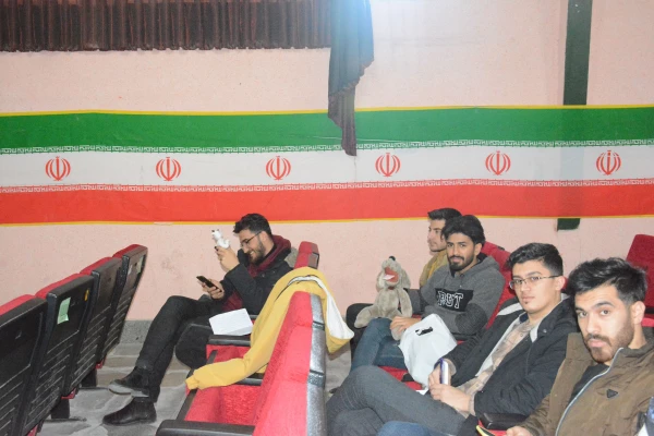 نخستین جشنواره تئاتر دانشجویی و نمایش خلاق 17