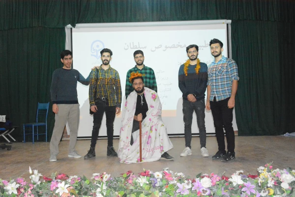 نخستین جشنواره تئاتر دانشجویی و نمایش خلاق 20