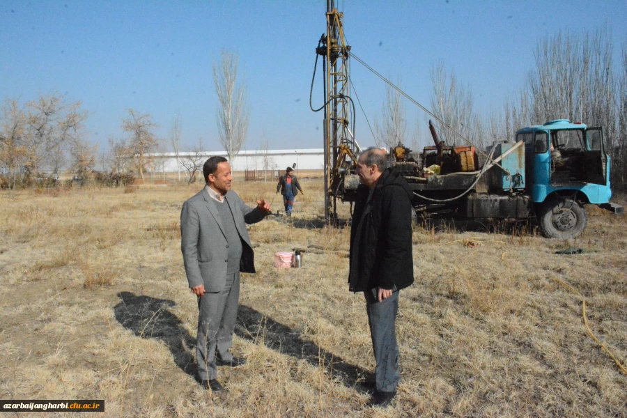 اجرای عملیاتی فاز اول پروژه بزرگ ساختمان خوابگاهی با آزمایش مکانیک خاک 2