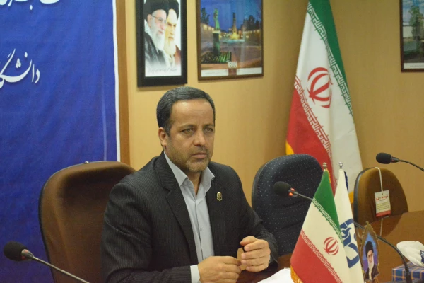 نشست خبری مدیریت امور پردیس های استان با مطبوعات و صدا و سیما 6