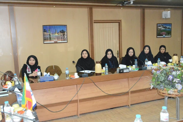 نشست اعضای هیئت علمی به میزبانی مدیریت پردیس های استان و سخنرانی حجت الاسلام سید احمد قره باغی 6