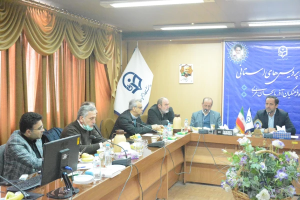 نشست اعضای هیئت علمی به میزبانی مدیریت پردیس های استان و سخنرانی حجت الاسلام سید احمد قره باغی 8