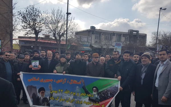 گزارش تصویری راهپیمایی یوم الله 22 بهمن دانشگاه فرهنگیان واحد امام خمینی(ره) سلماس