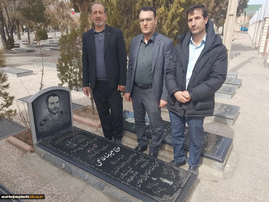 غبارروبی مزار شهدا