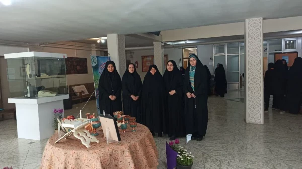 درخشش دانشجو معلمان دانشگاه فرهنگیان استان آذربایجان غربی در  کسب عنوان برترین غرفه هفتمین جشنواره رویش،حرکت انجمن های علمی،کانونهای فرهنگی و تشکل های دانشجویی کشوری  3