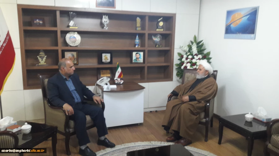 جلسه دیدار رئیس دانشگاه فرهنگیان استان آذربایجان غربی با فرماندار شهرستان ارومیه برگزار شد 4