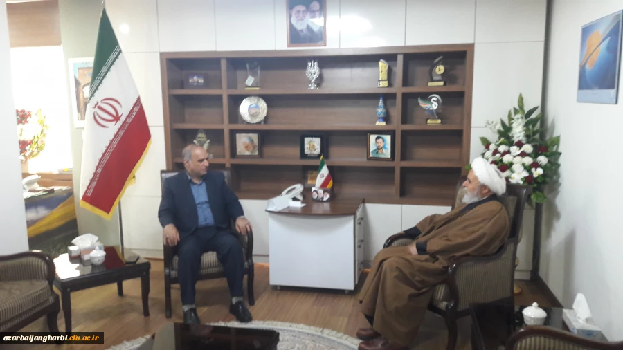 جلسه دیدار رئیس دانشگاه فرهنگیان استان آذربایجان غربی با فرماندار شهرستان ارومیه برگزار شد 3