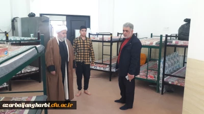 حجت الاسلام اصغری از خوابگاه شهری شماره 2 پردیس شهید رجایی ارومیه بازدید کرد