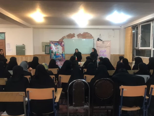 بزرگداشت هفته ملی جمعیت با شعار محوری "سهم من از جوانی ایران" - مرکزآموزش عالی شهید مطهری خوی  6