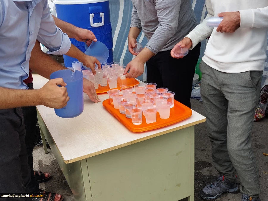 برپایی ایستگاه صلواتی به مناسبت فرارسیدن میلاد امام رضا(ع) 2