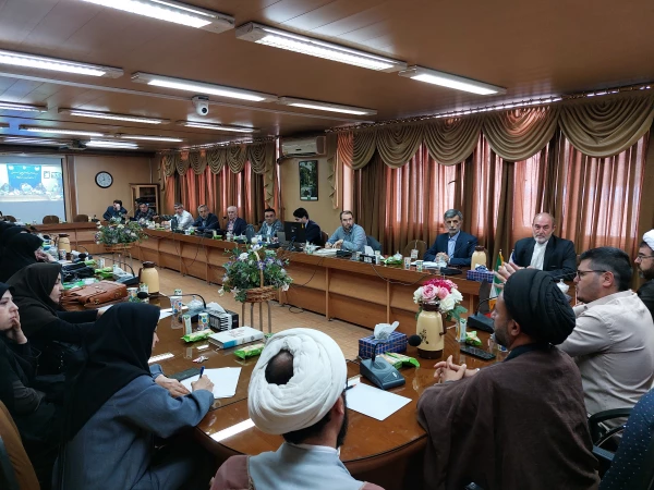 کارگاه طب سنتی و سبک زندگی ویژه کارکنان پردیس شهید رجایی ارومیه برگزار شد 4