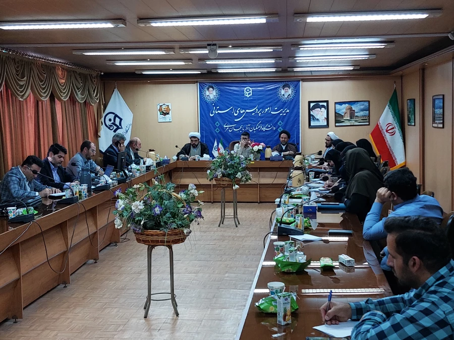 کارگاه طب سنتی و سبک زندگی ویژه کارکنان پردیس شهید رجایی ارومیه برگزار شد 5