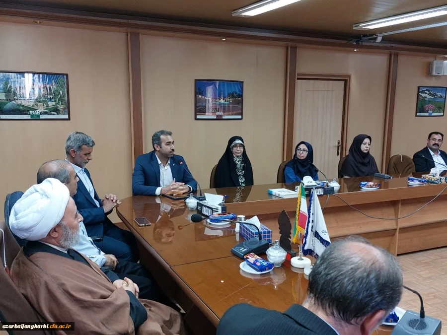 دکتر اکبر شیخ محمدی بعنوان معاون هماهنگی دانشگاه فرهنگیان استان آذربایجان غربی منصوب شد 6