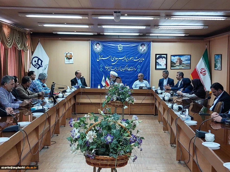 دکتر اکبر شیخ محمدی بعنوان معاون هماهنگی دانشگاه فرهنگیان استان آذربایجان غربی منصوب شد 9