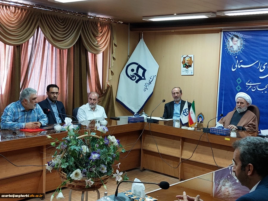 دکتر اکبر شیخ محمدی بعنوان معاون هماهنگی دانشگاه فرهنگیان استان آذربایجان غربی منصوب شد 10