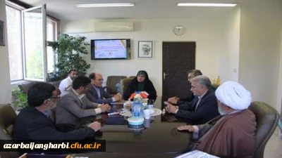 با حضور رئیس دانشگاه فرهنگیان آذربایجان غربی برگزار شد؛

پنجمین نشست شورای هماهنگی آموزش و پرورش استان آذربایجان غربی