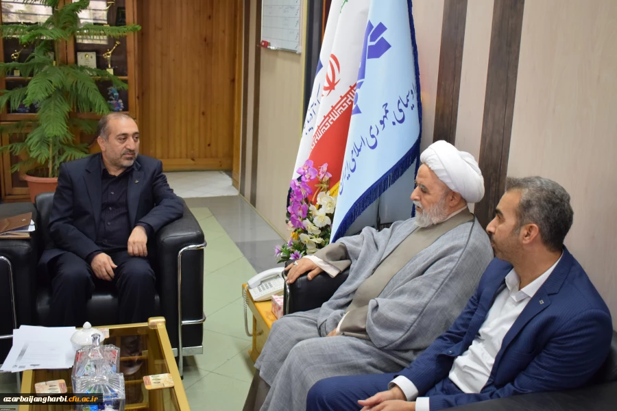 رئیس دانشگاه فرهنگیان آذربایجان غربی با مدیر کل صدا و سیما استان دیدار و گفت و گو کرد 2