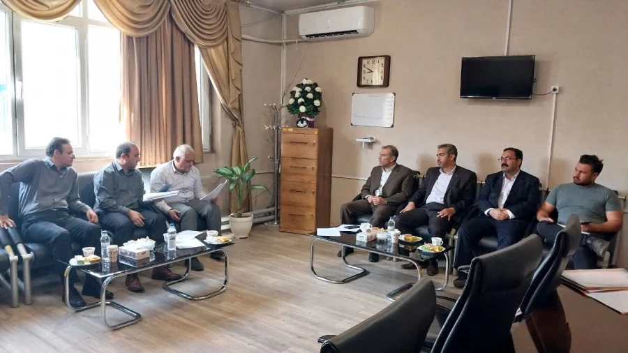 معاون توسعه و منابع سازمان مرکزی از روند احداث سالن ورزشی پردیس شهید رجایی ارومیه بازدید کرد 5