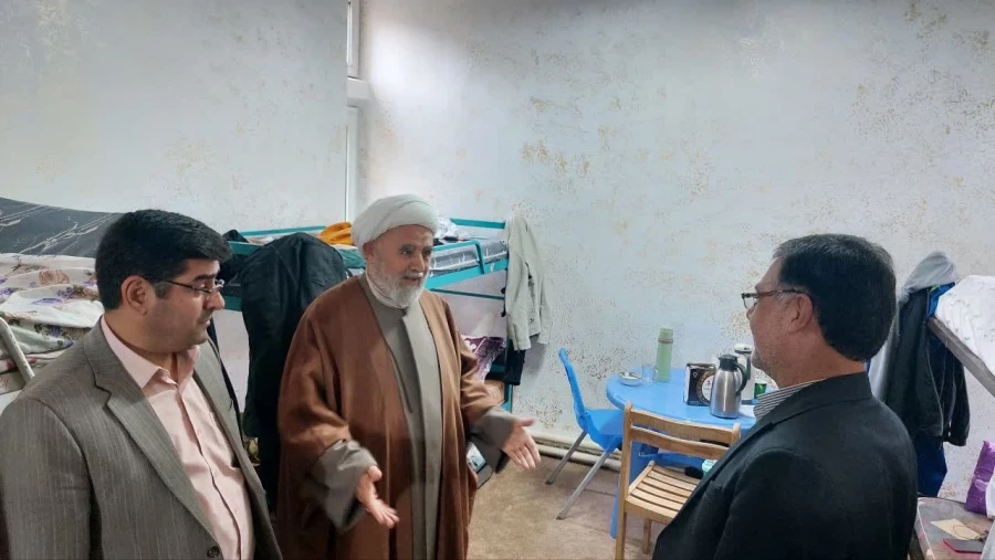 معاون سیاسی استاندار از سرای دانشجویی پردیس شهید رجایی بازدید کرد 3