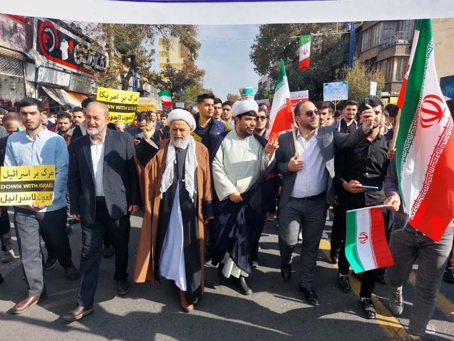 حضور پرشور دانشگاهیان دانشگاه فرهنگیان استان آذربایجان غربی در راهپیمایی یوم الله ۱۳ آبان 3