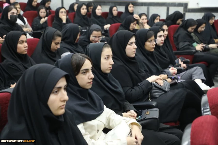 نشست صمیمی استاندار آذربایجان غربی با دانشجویان دانشگاه فرهنگیان ارومیه 9