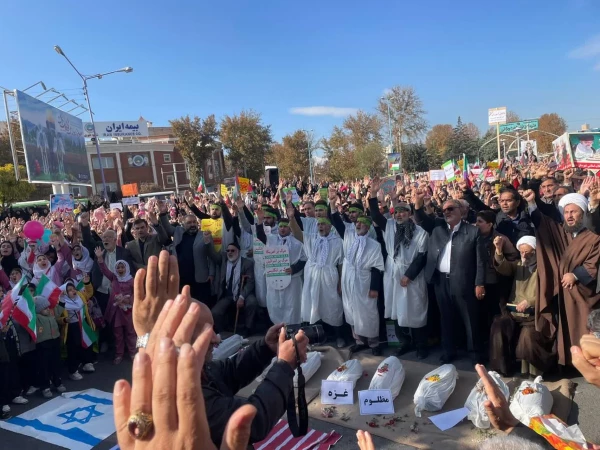 شرکت حداکثری اساتید، دانشجویان و همکاران مرکز آموزش عالی شهید مطهری خوی در تجمع سراسری حمایت از کودکان مظلوم غزه 3