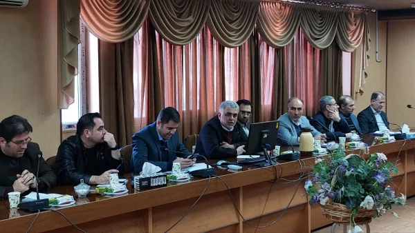 نشست رئیس مرکز نظارت و ارزیابی سازمان مرکزی با کارکنان دانشگاه فرهنگیان استان 3