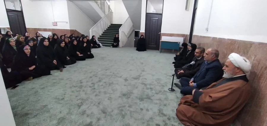 فرماندار و معاون برنامه ریزی فرمانداری شهرستان ارومیه از ساختمان شماره 2 دانشجویی پردیس علامه طباطبایی بازدید کردند 3