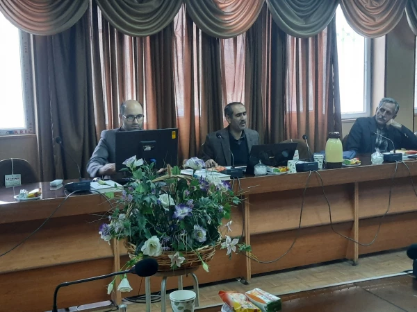 جلسه نقد و بررسی کتاب تاریخ و فلسفه زیست شناسی برگزار شد 8