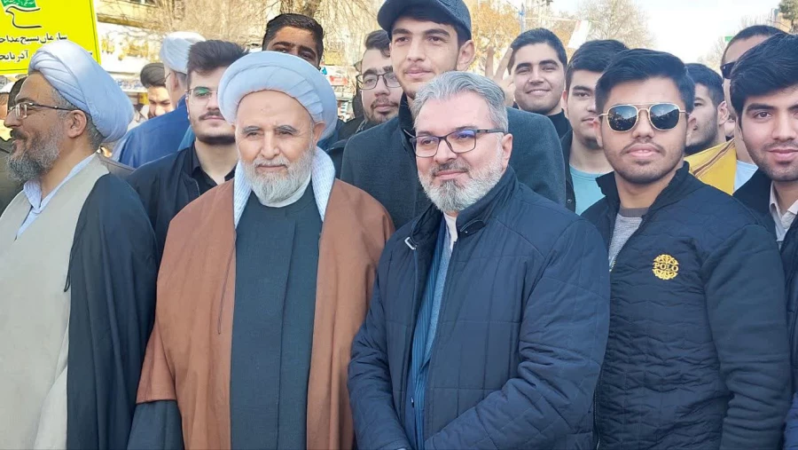 حضور دانشگاهیان دانشگاه فرهنگیان استان آذربایجان غربی در راهپیمایی 22 بهمن 5