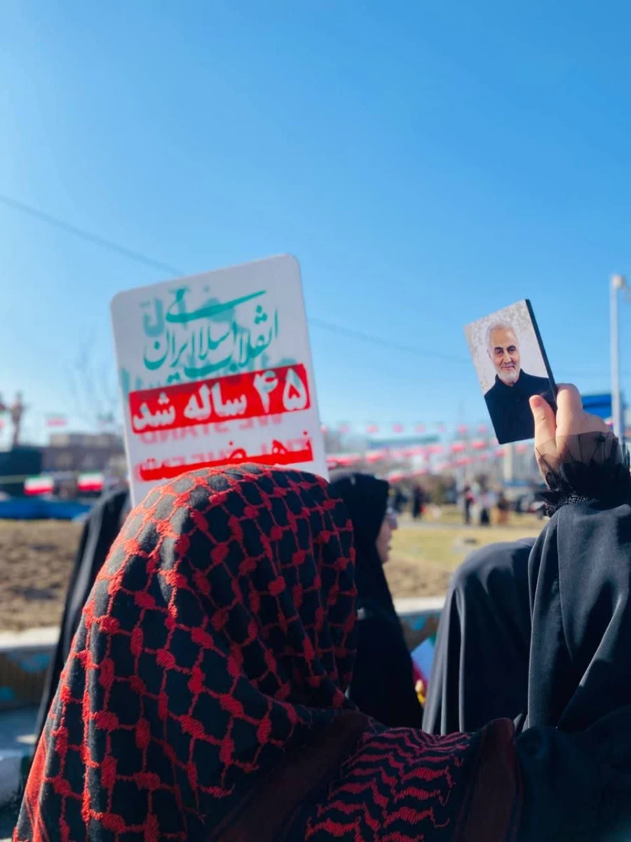 حضور دانشگاهیان دانشگاه فرهنگیان استان آذربایجان غربی در راهپیمایی 22 بهمن 10