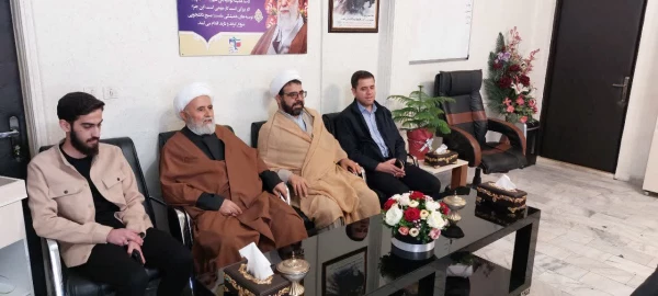 حجت الاسلام و المسلمین اصغری با فرمانده جدید ناحیه بسیج دانشجویی استان دیدار کرد 4