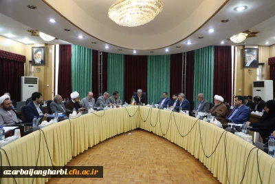 با حضور ریاست دانشگاه فرهنگیان استان برگزار شد؛

نشست هم اندیشی اعضای هیات رئیسه با مدیران استانی دانشگاه فرهنگیان