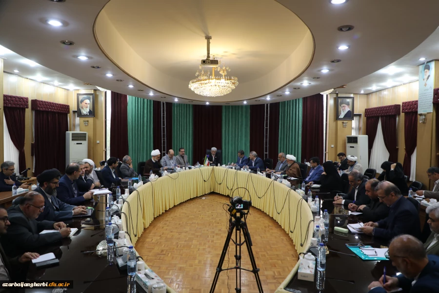 نشست هم اندیشی اعضای هیات رئیسه با مدیران استانی دانشگاه فرهنگیان 6