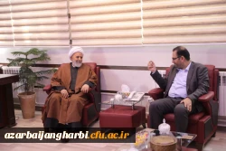 حجت الاسلام اصغری با مدیرکل اداره نوسازی مدارس استان دیدار و گفت و گو کرد 2