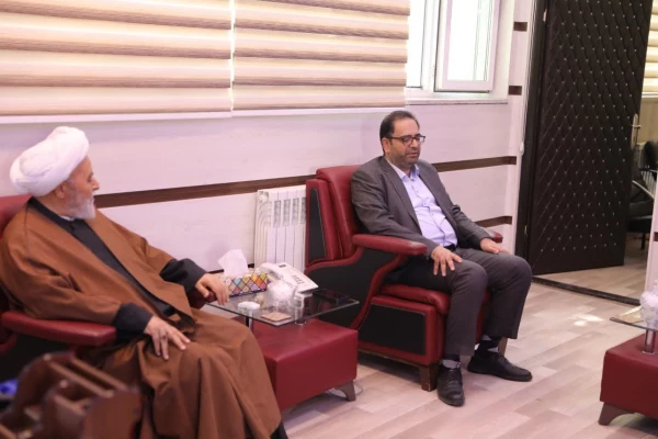 حجت الاسلام اصغری با مدیرکل اداره نوسازی مدارس استان دیدار و گفت و گو کرد 3