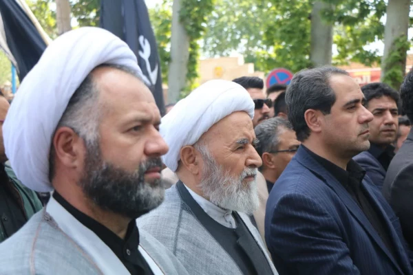 حضور دانشگاهیان دانشگاه فرهنگیان در مراسم گرامیداشت شهدای خدمت 2